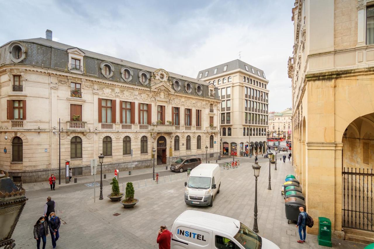 Paseo Del Arenal En El Casco Viejo Lägenhet Bilbao Exteriör bild