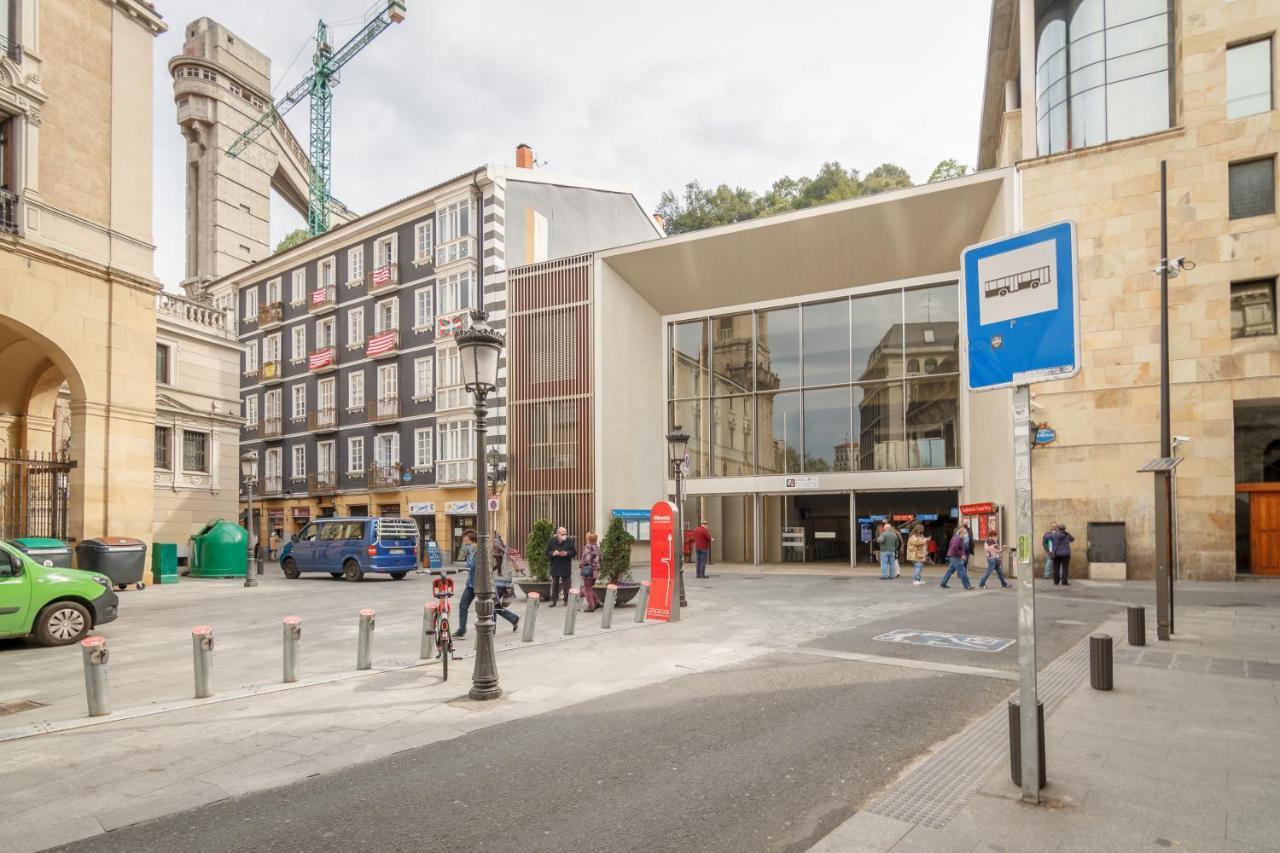 Paseo Del Arenal En El Casco Viejo Lägenhet Bilbao Exteriör bild
